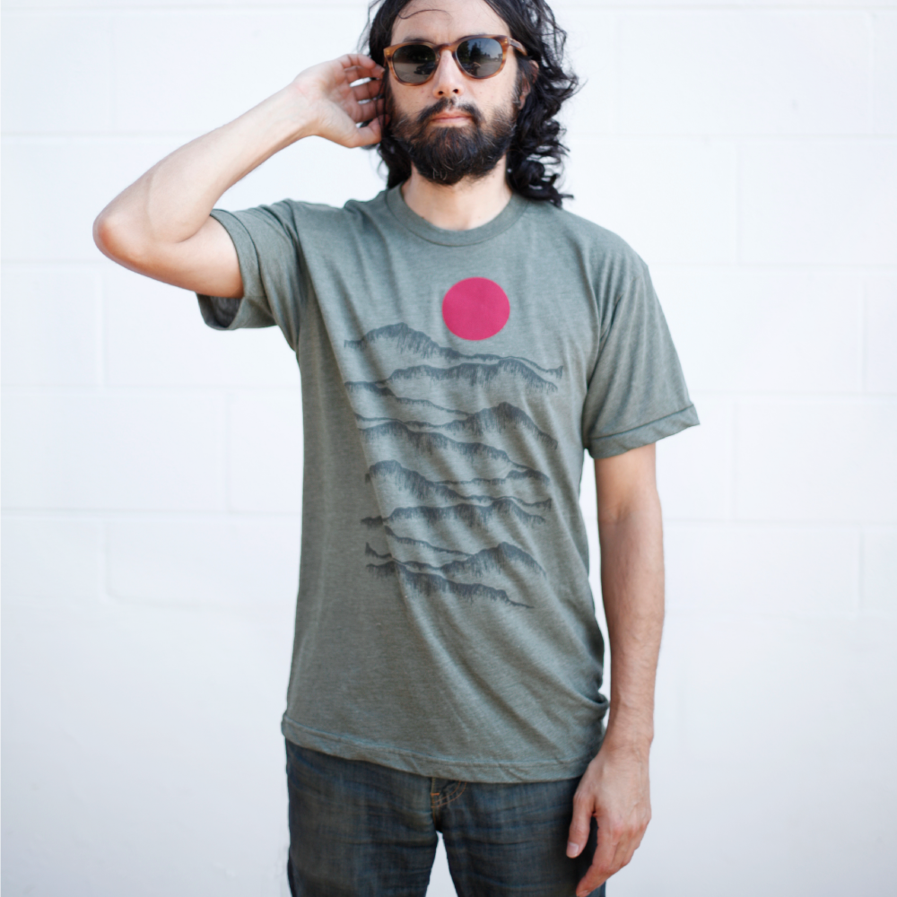 Blackbird Supply Co. - Men's Badlands National Park Mountains Tee Shirt