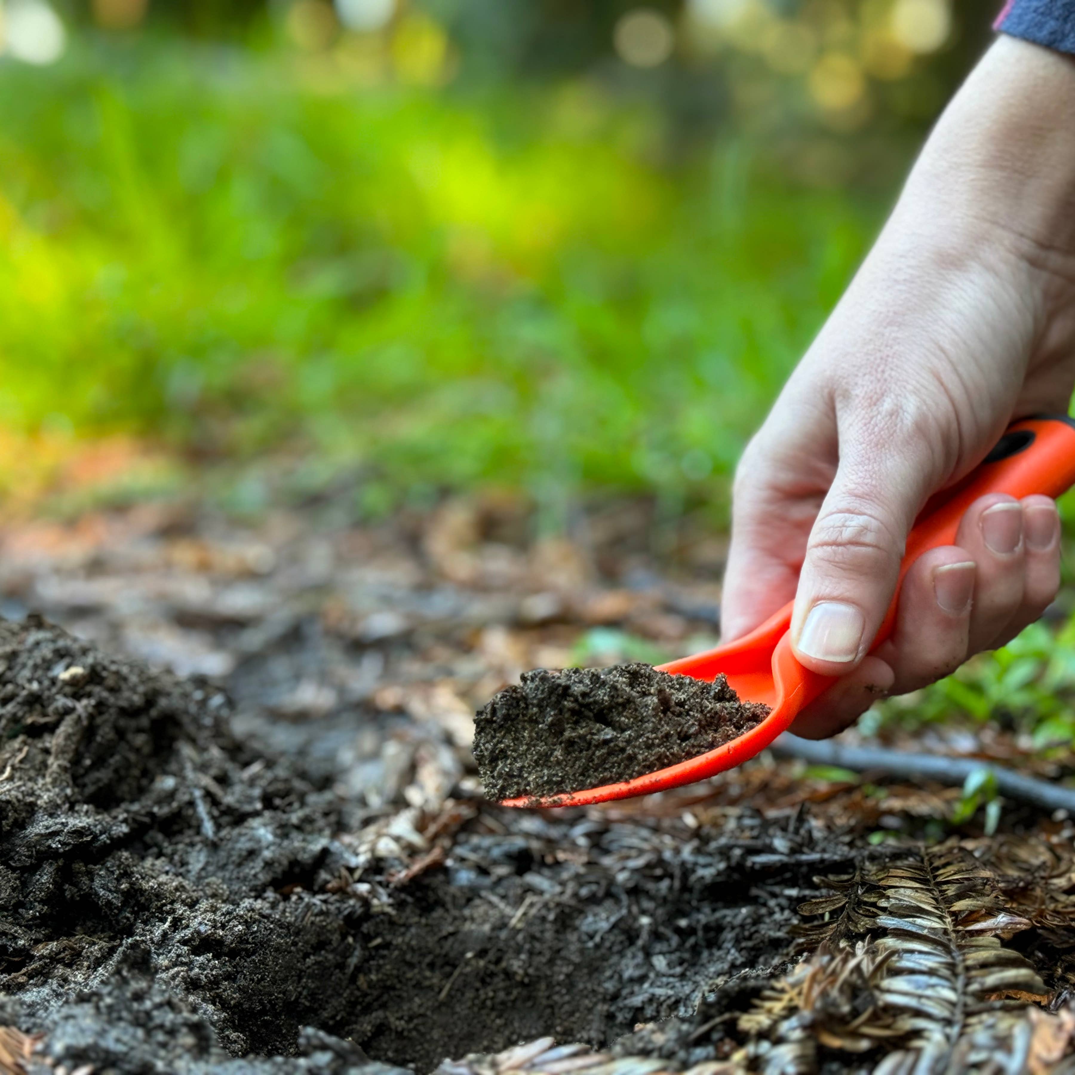 humangear - GoDigg - Hiking Camping Trowel / Gardening Hand Shovel