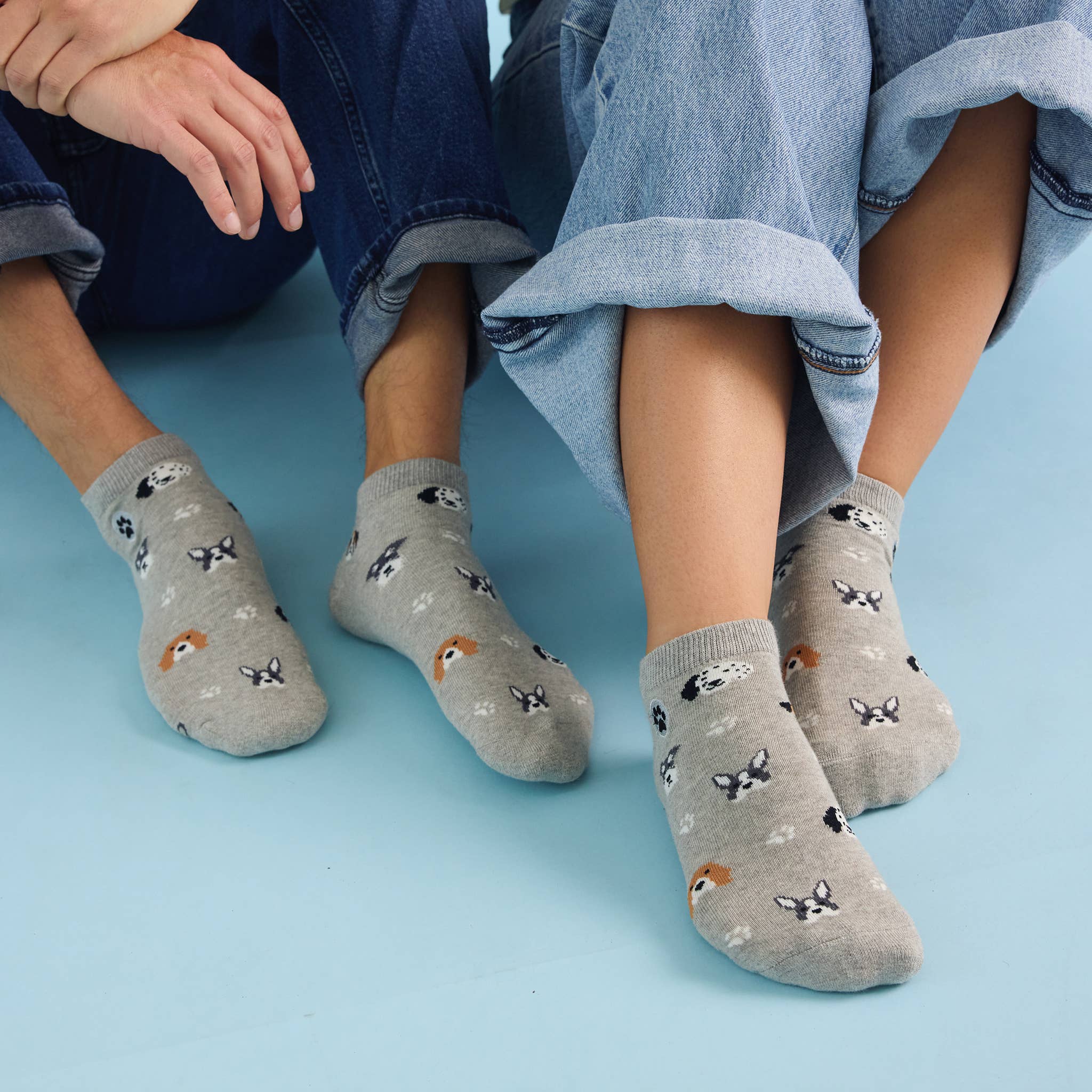 Conscious Step - Ankle Socks that Save Dogs | Gray Dogs