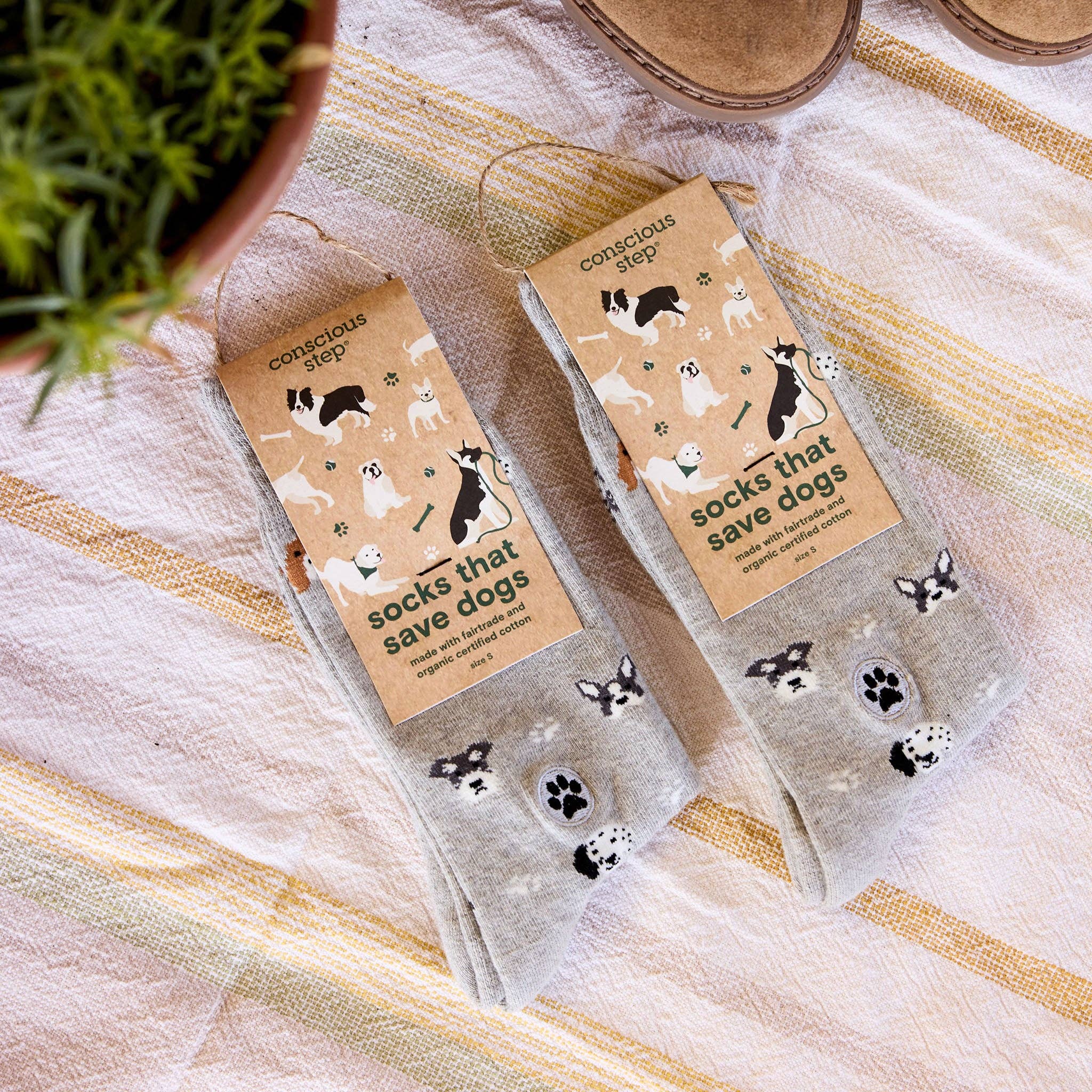 Conscious Step - Socks that Save Dogs | Gray Dogs
