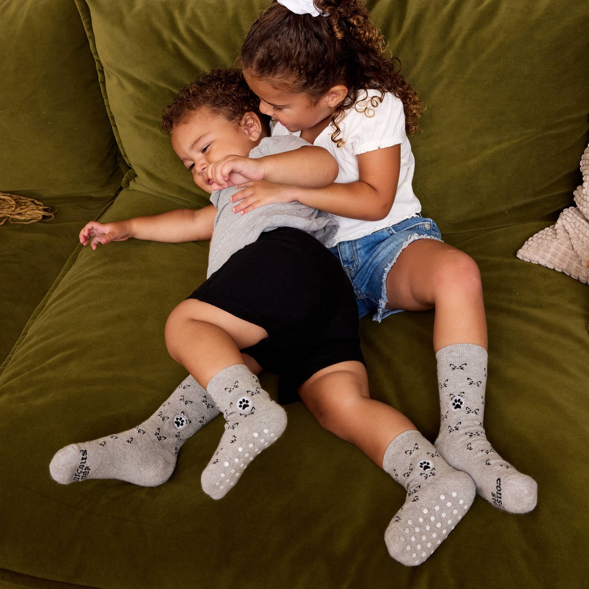 Conscious Step - Kids Socks that Save Cats | Gray - Organic Cotton Kids Socks