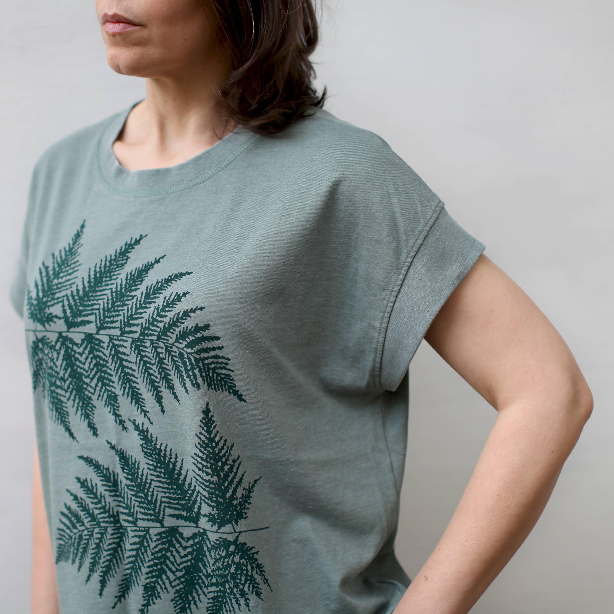 Blackbird Supply Co. - Fern Leaves Alpine Forest Women's Loose Fit Boxy Tee